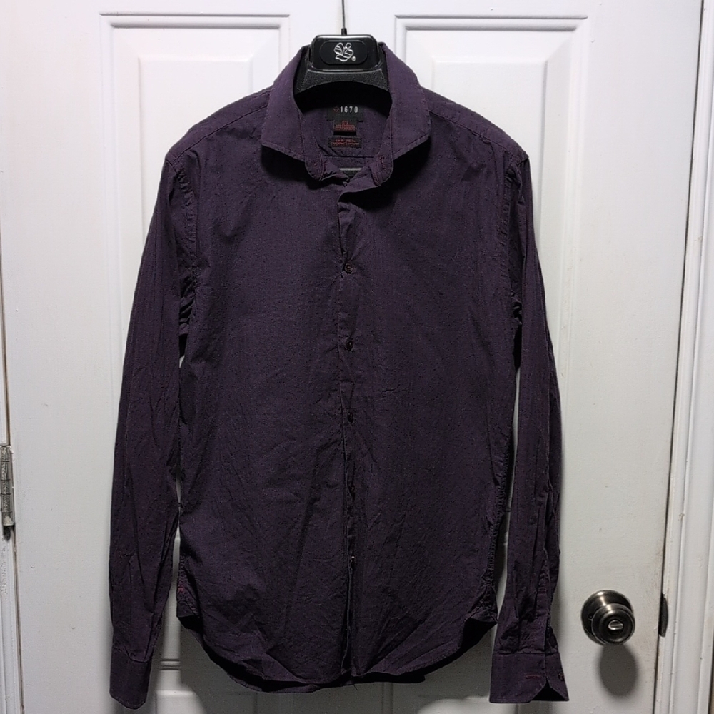 Elegant Men's Purple Button-Down Shirt